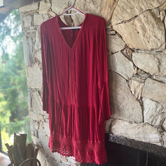 Soft and Comfortable Red Dress - Picture 2 of 5